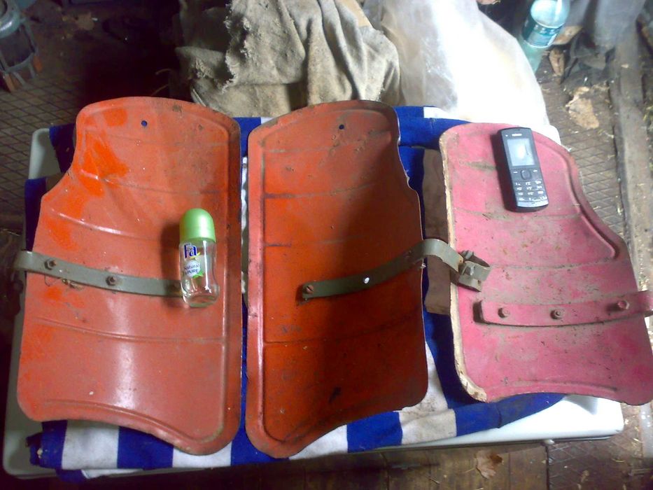 Щитки для мото техники.