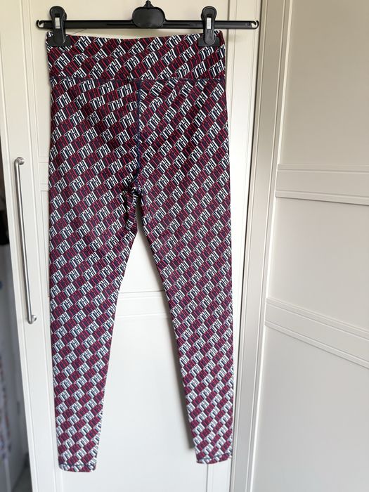 Tommy Hilfiger długie legginsy monogram xs/ s