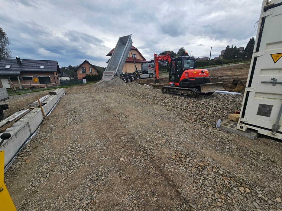 Prace ziemne wykopy wyburzenia koparka obrotowa