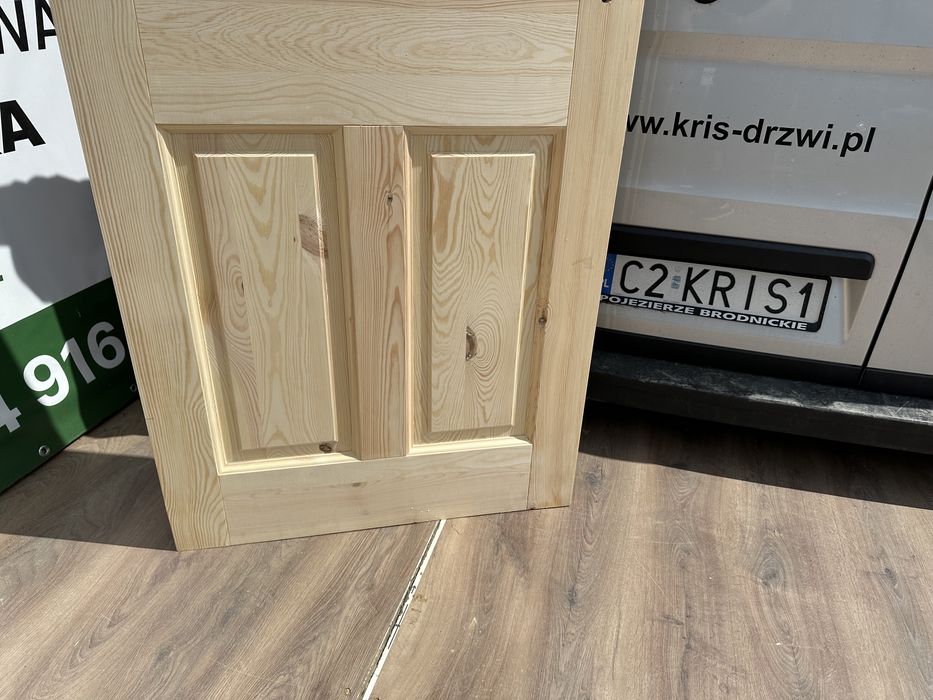 Drzwi wewnętrzne drewniane  lite sosnowe Na Każdy wymiar Cała Polska