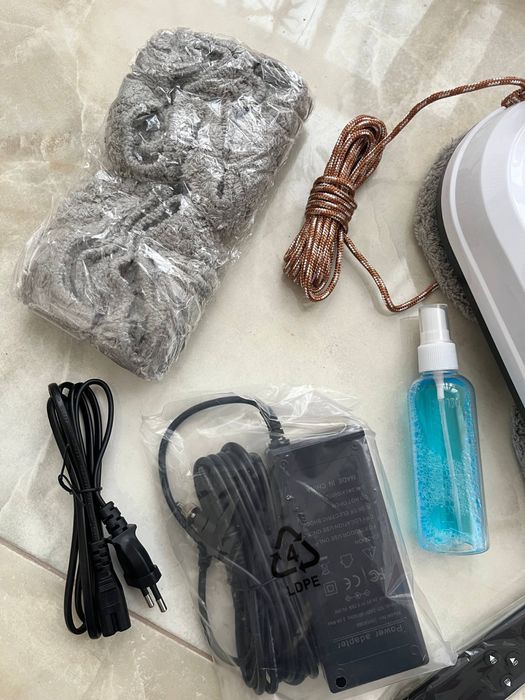 Оренда робота для миття вікон