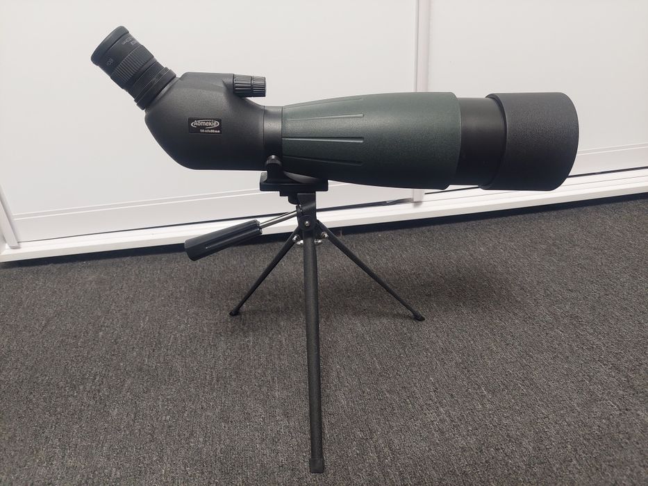 Підзорну трубу Aomekie 20–60×80 мм з треногою