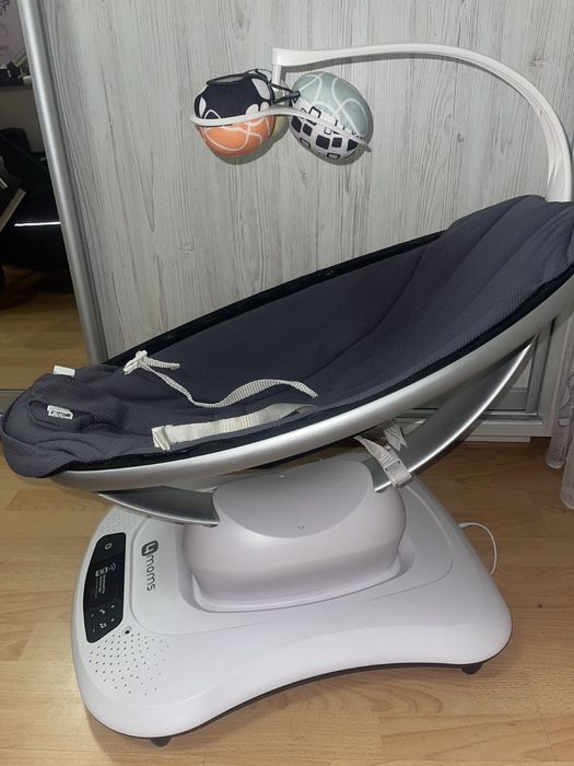 Крісло-гойдалка заколисувач 4moms
