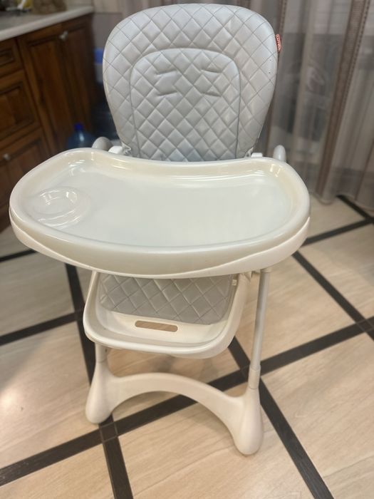 Годувальне крісло Carrelo