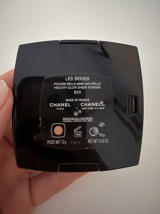 Puder Chanel Les Beiges B20