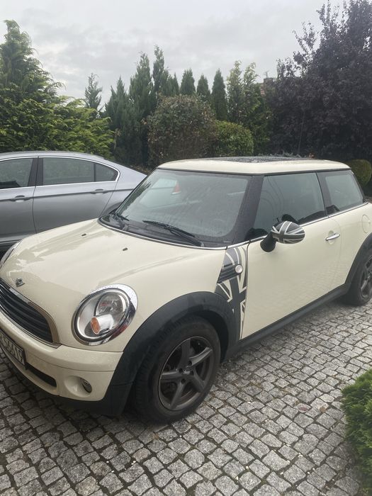 Mini Cooper 1.6 benzyna