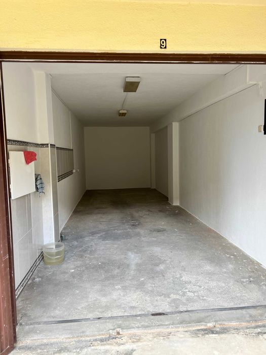 Garagem / Arrecadação / Mini Armazem / Box - Cavaquinhas/Seixal