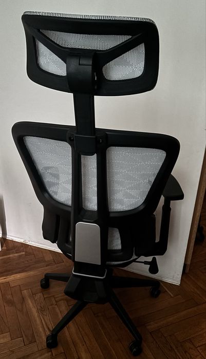 Fotel biurowy ergonomiczny jak nowy *Krakow*