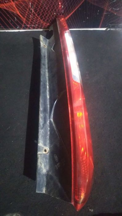 Farolim Stop Dto Ford Focus Ii (Da_, Hcp, Dp)