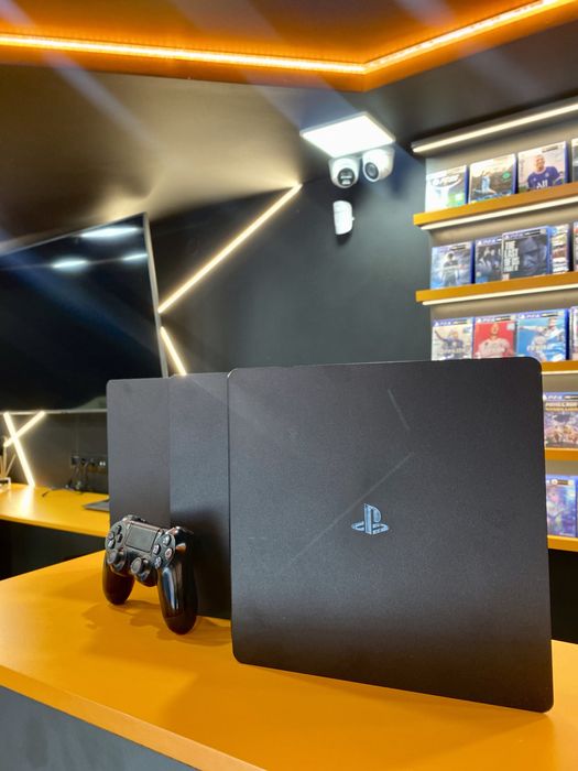 PlayStation 4 Slim з гарантією 12 місяців від магазину