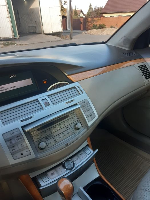 Продам Toyota Avalon