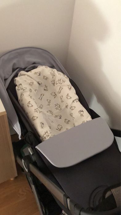 Carrinho de bebé CAVOE OSIS com adaptadores para ovo