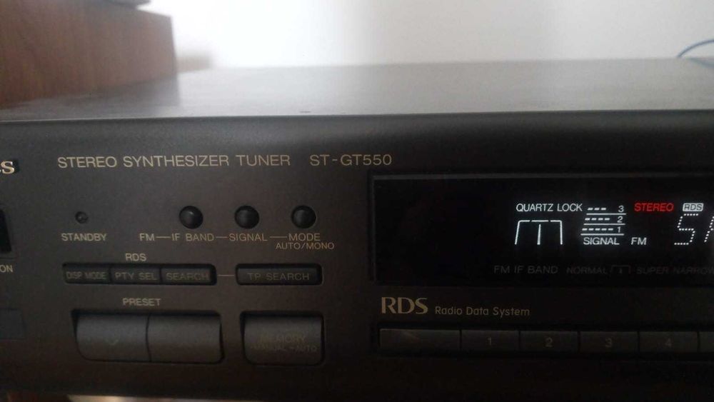 Tuner Technics ST-GT550