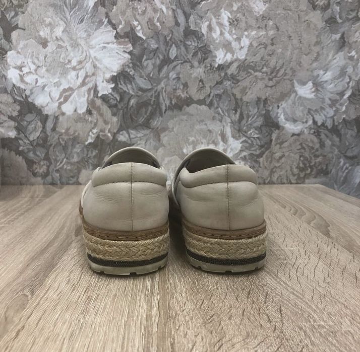 Brunello Cucinelli Італія р.37 сліпони мокасини еспадрильї.