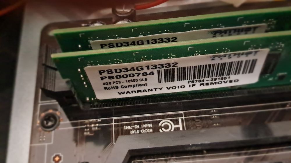 Komputer stacjonarny