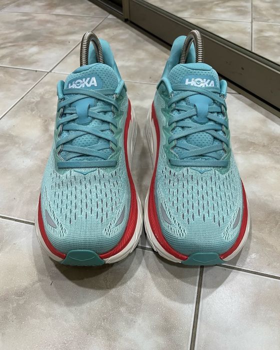 Hoka w Clifton 8