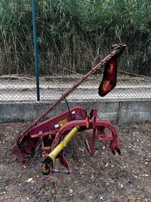 Peças e máquinas variadas