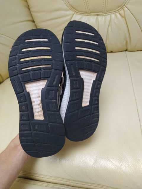 Buty Adidas 30.5 czarne