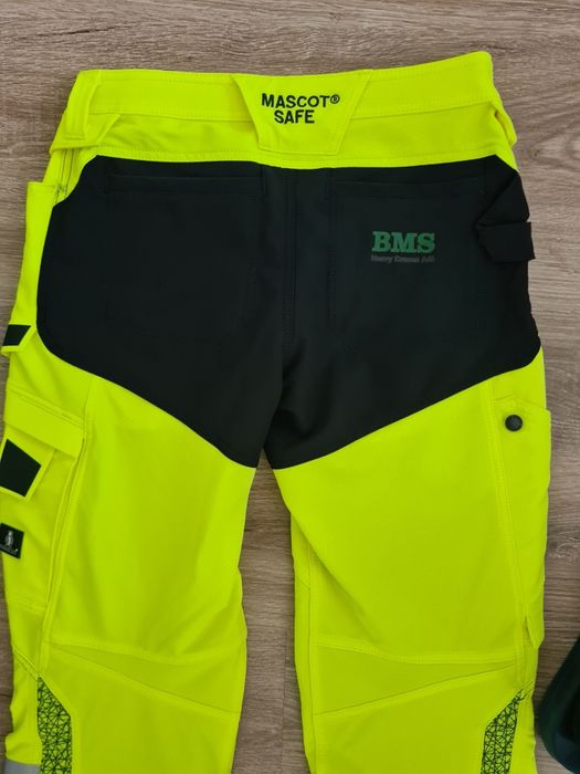 Spodnie z kieszeniami na kolanach ACCELERATE SAFE CORDURA MASCOT