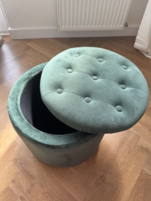Zielony puf ze schowkiem