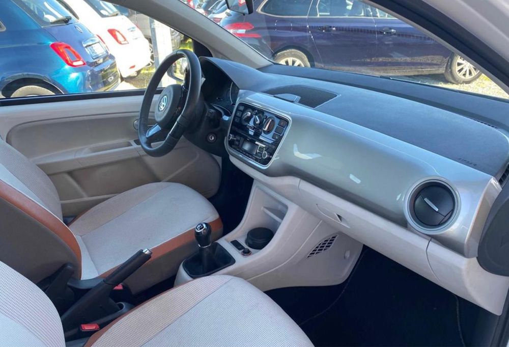 Volkswagen Up! BlueMotion Highline