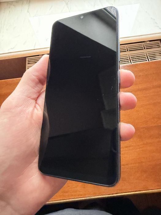 Продам Poco c65