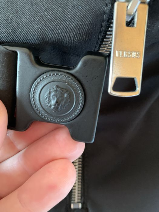 Calças Versace novos