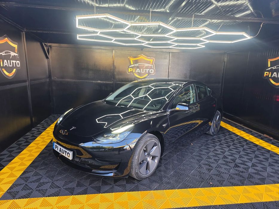 Tesla Model 3 Tração Traseira