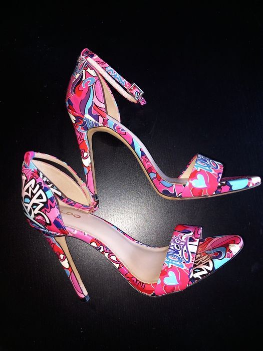 Salto da ALDO n°38 usado