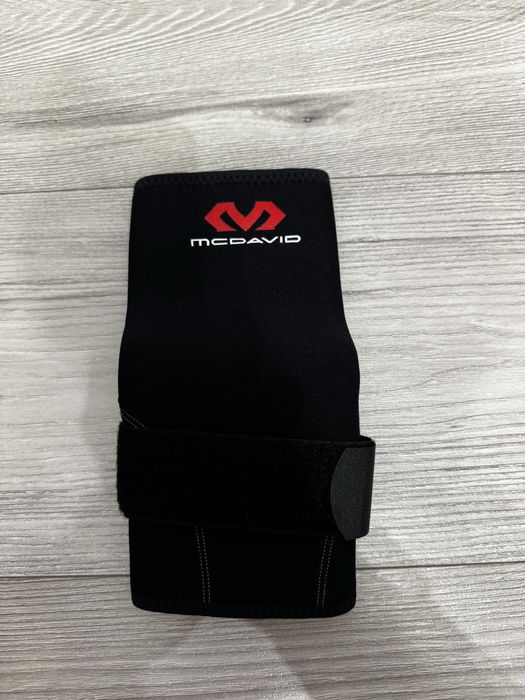 Stabilizator łokcia MCDAVID elbow support 485