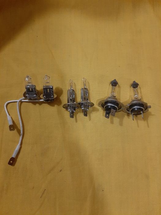Лампочки автомобільні