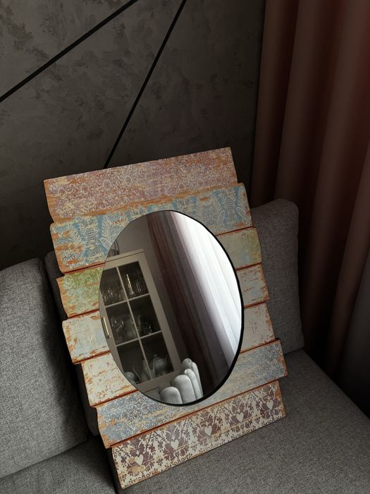 lustro i wieszak w stylu rustykalnym