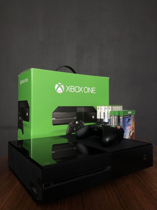 Xbox One 500 GB jak nowy