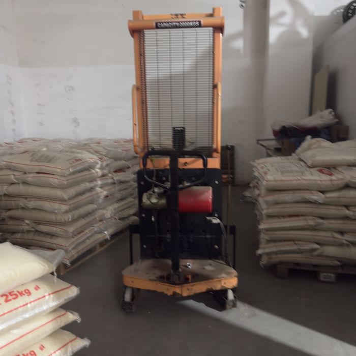 Оборудование для склада  б/у в хорошем состоянии