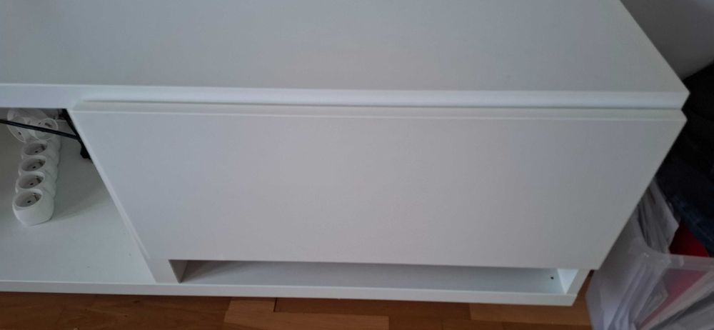 Szafka RTV podwieszana IKEA Besta