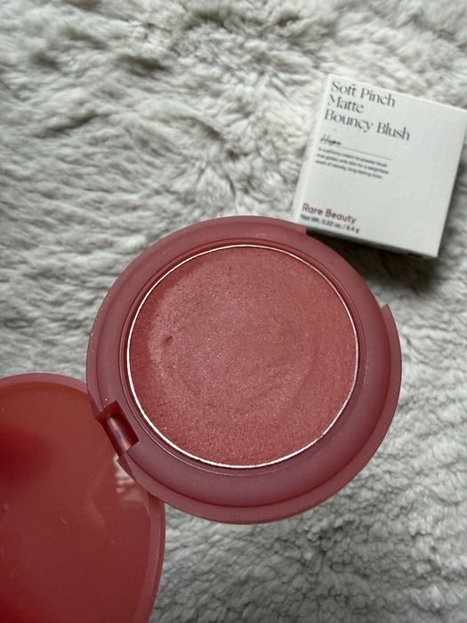 Rare beauty soft pinch matte bouncy blush róż