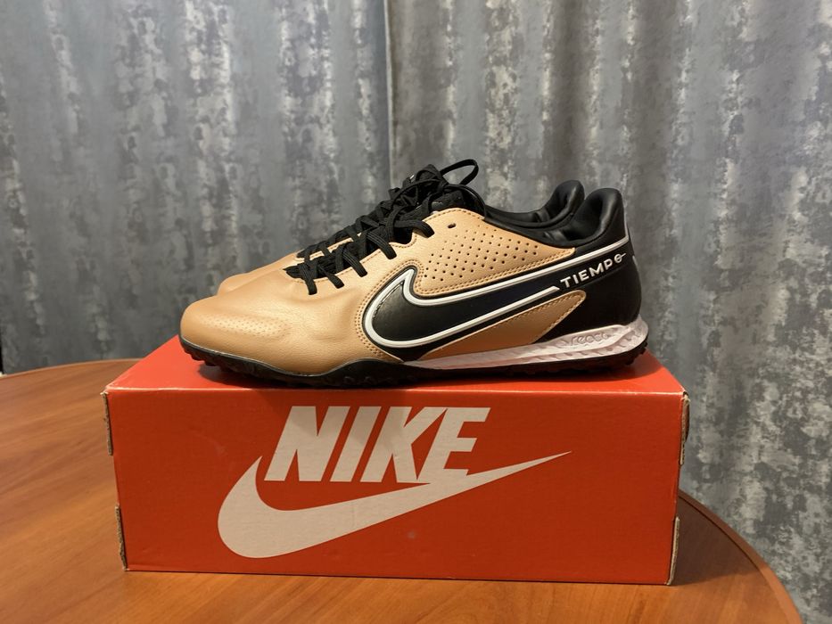 Сороконожки Nike React Tiempo Legend 9 Pro TF - коричневий колір