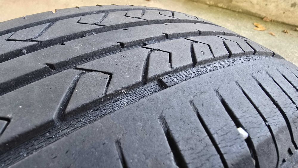2 Pneus 165/70 R14