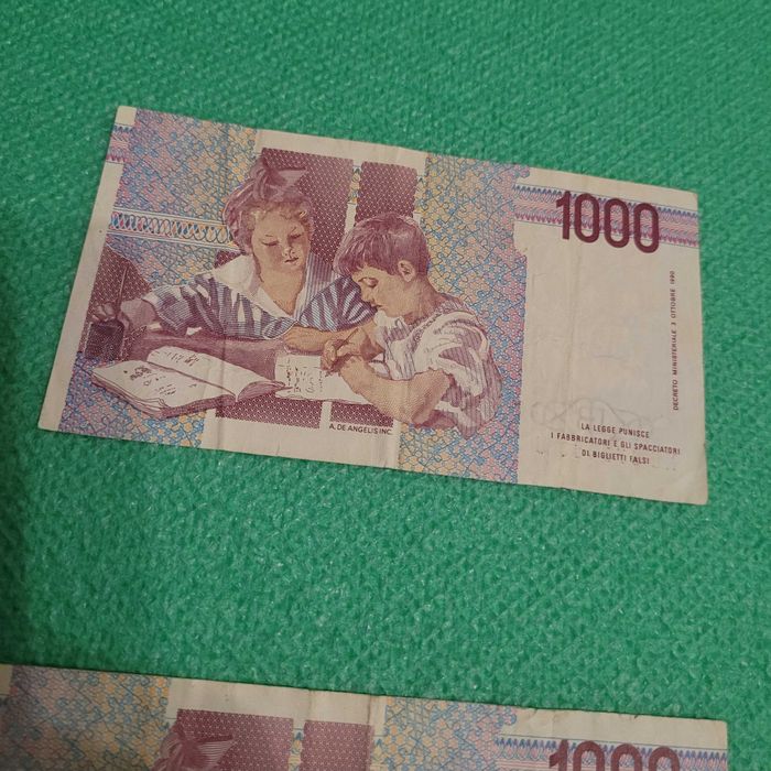 Банкнота 1000 лір 1990 рік, Італія