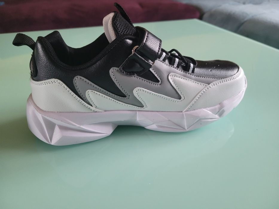 Adidas sportowe nowe