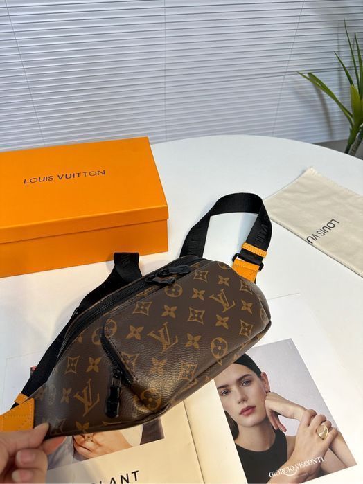 Бананка Louis Vuitton rush мужская сумка коричневая monogram кожаная