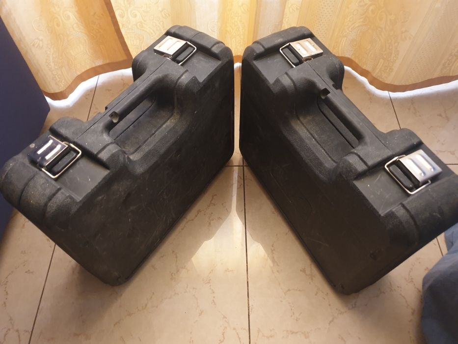 Caixa / mala Black + Decker para martelo demolidor