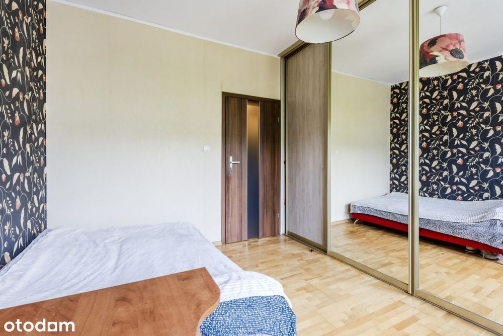 Plac Hallera / Brechta / 52 m2 /2 pokoje
