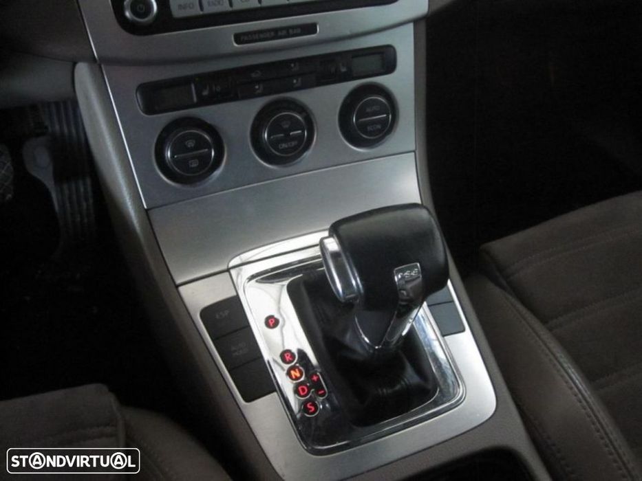 Interior VW Passat Variant 2.0 TDI 170CV DE 2006