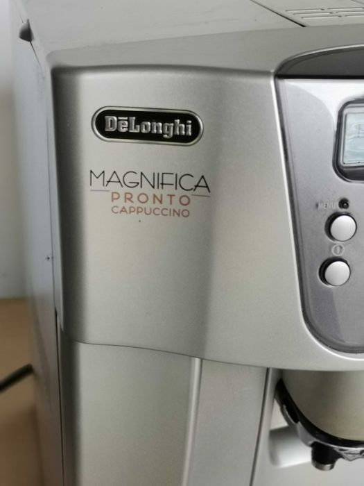 Ekspres DeLongi Magnifica Pronto Cappuccino ESAM4506