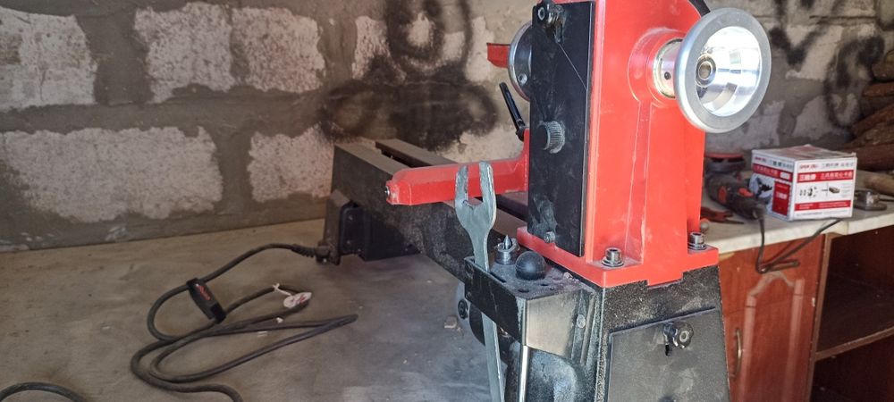 Токарни верстат Dniprom WL-45SP ULTRA