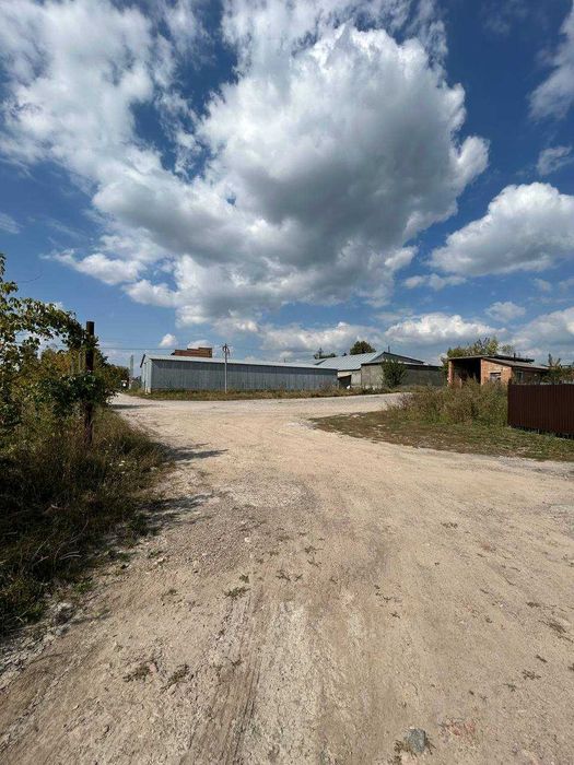 (7) Продаж майнового комплексу у м. Бар (8813)