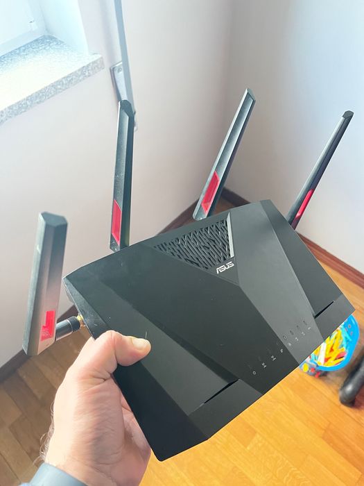 Router Asus RT-AC88U aimesh c/novo