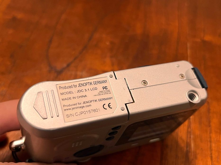 Jenoptik JDC 3.1 LCD Aparat cyfrowy retro