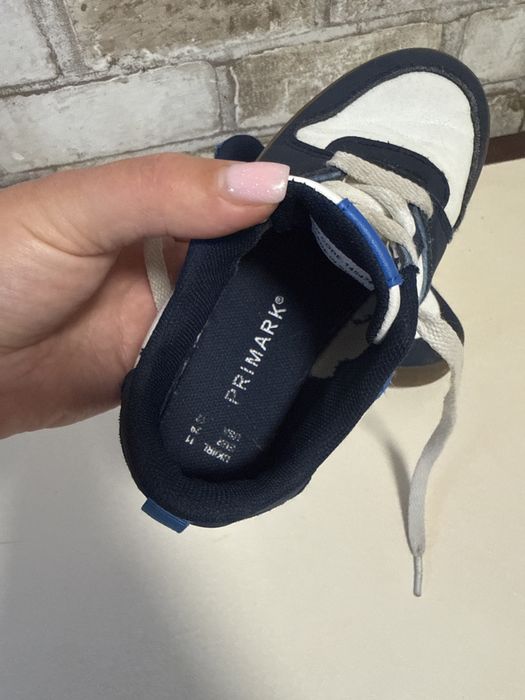 Кроси для хлопчика від Primark